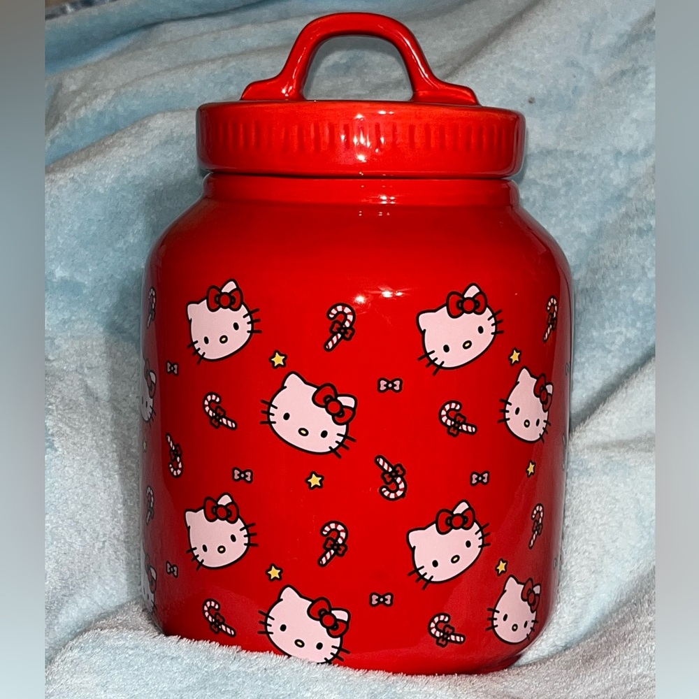 Hello Kitty Holiday Christmas Large Red Ceramic Jar NEW